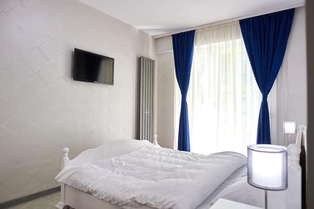 Blue Apartment In Spa N Pool Beach Resort Năvodari Exterior foto